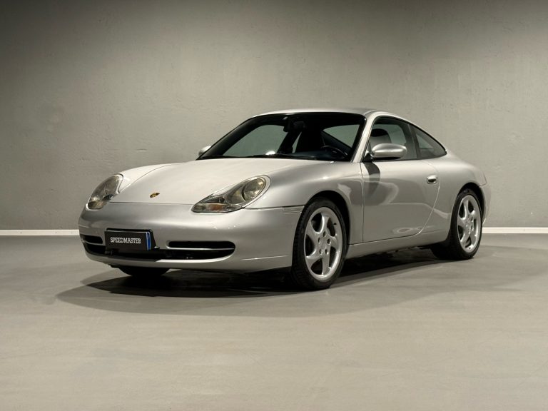 PORSCHE 996 CARRERA 4
