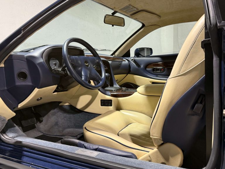 Aston Martin DB7 DB7 coupe 3