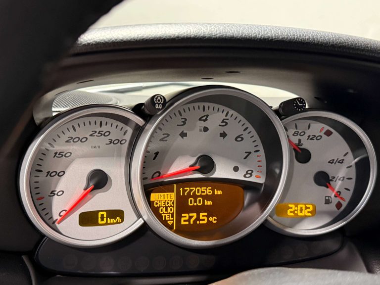Porsche Boxster 3