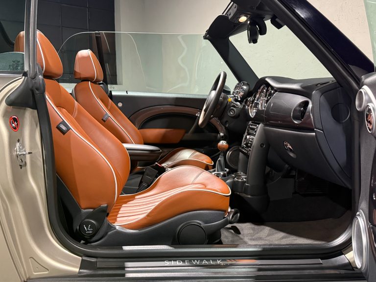 MINI COOPER S SIDEWALK