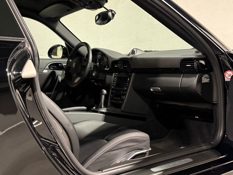 PORSCHE 997 4S