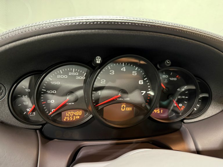 PORSCHE 996