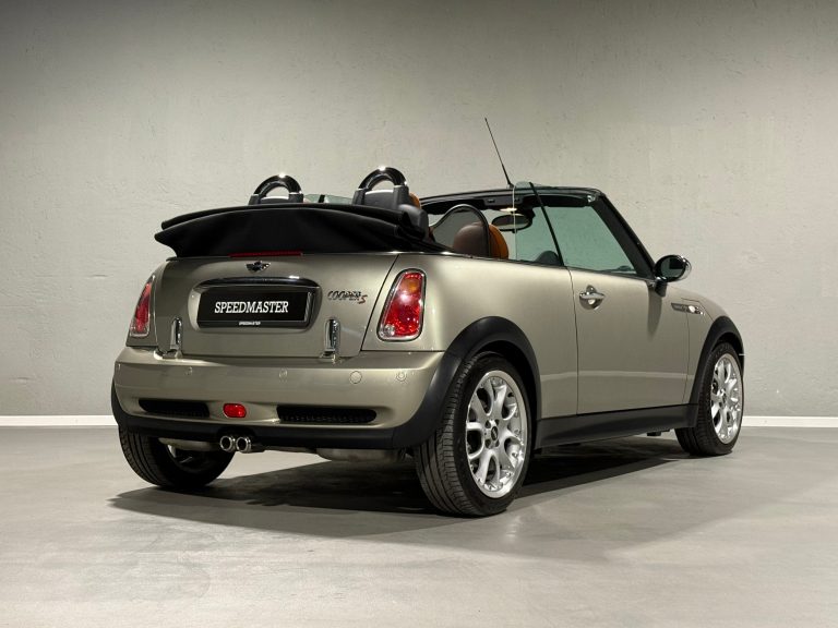 MINI COOPER S SIDEWALK