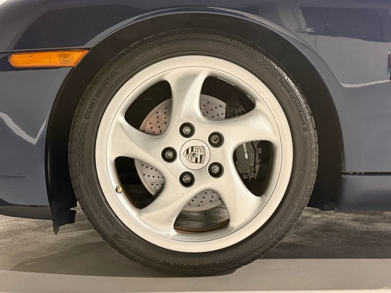 PORSCHE 996