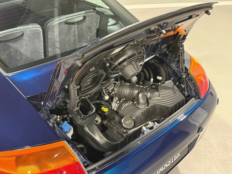 PORSCHE 996