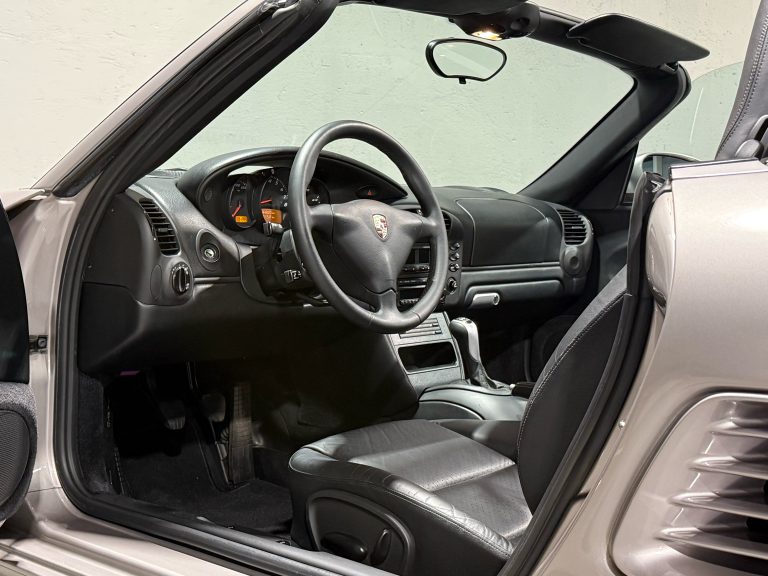 PORSCHE BOXSTER 2