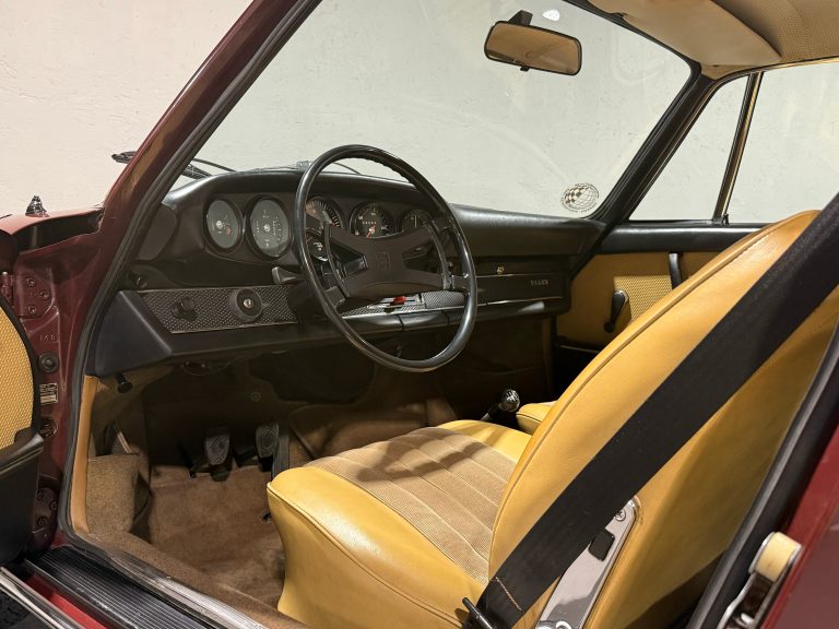 PORSCHE 911 2