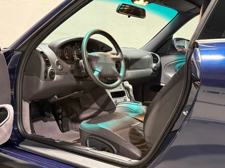 PORSCHE 996